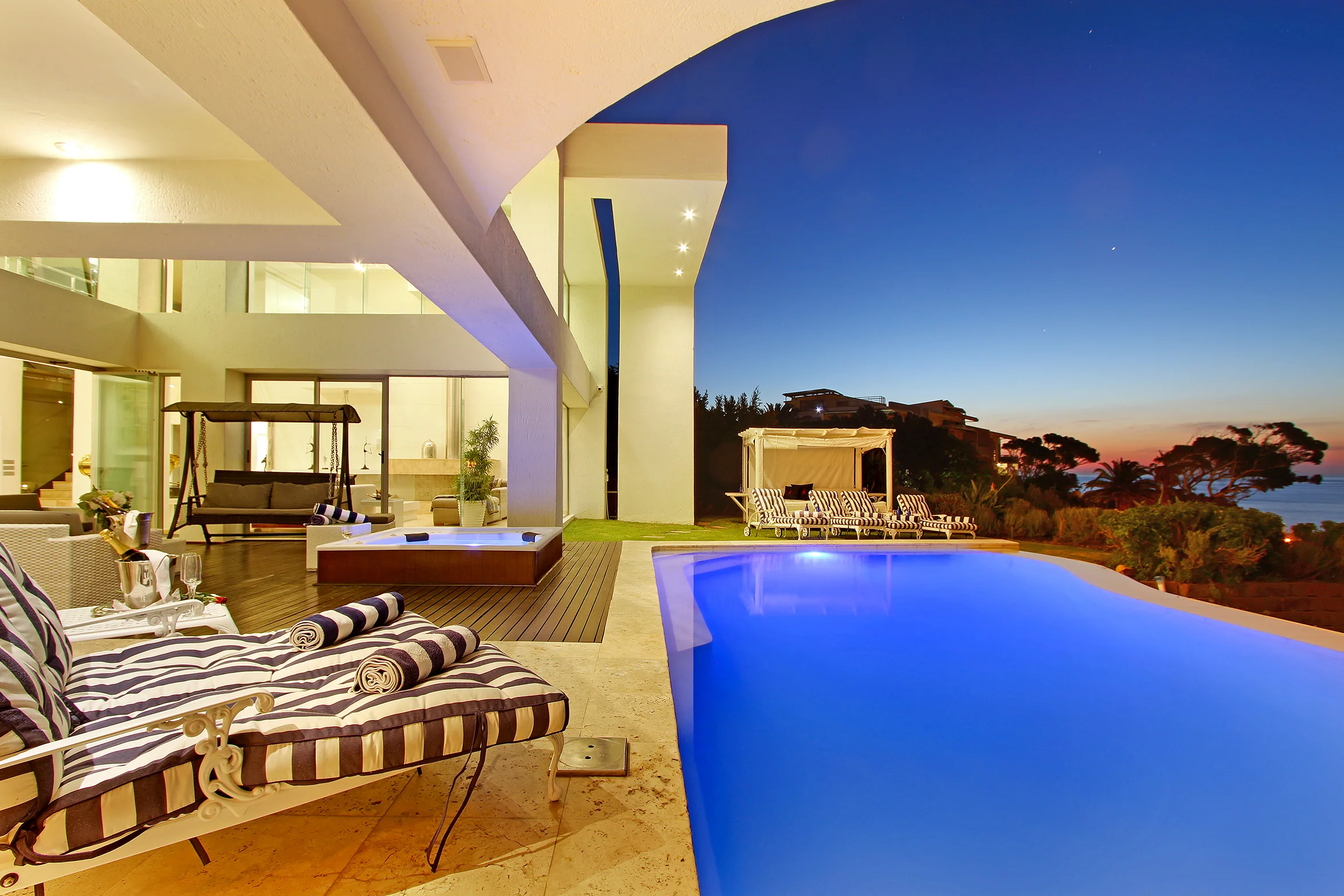 Hollywood Mansion & Spa - Image 40