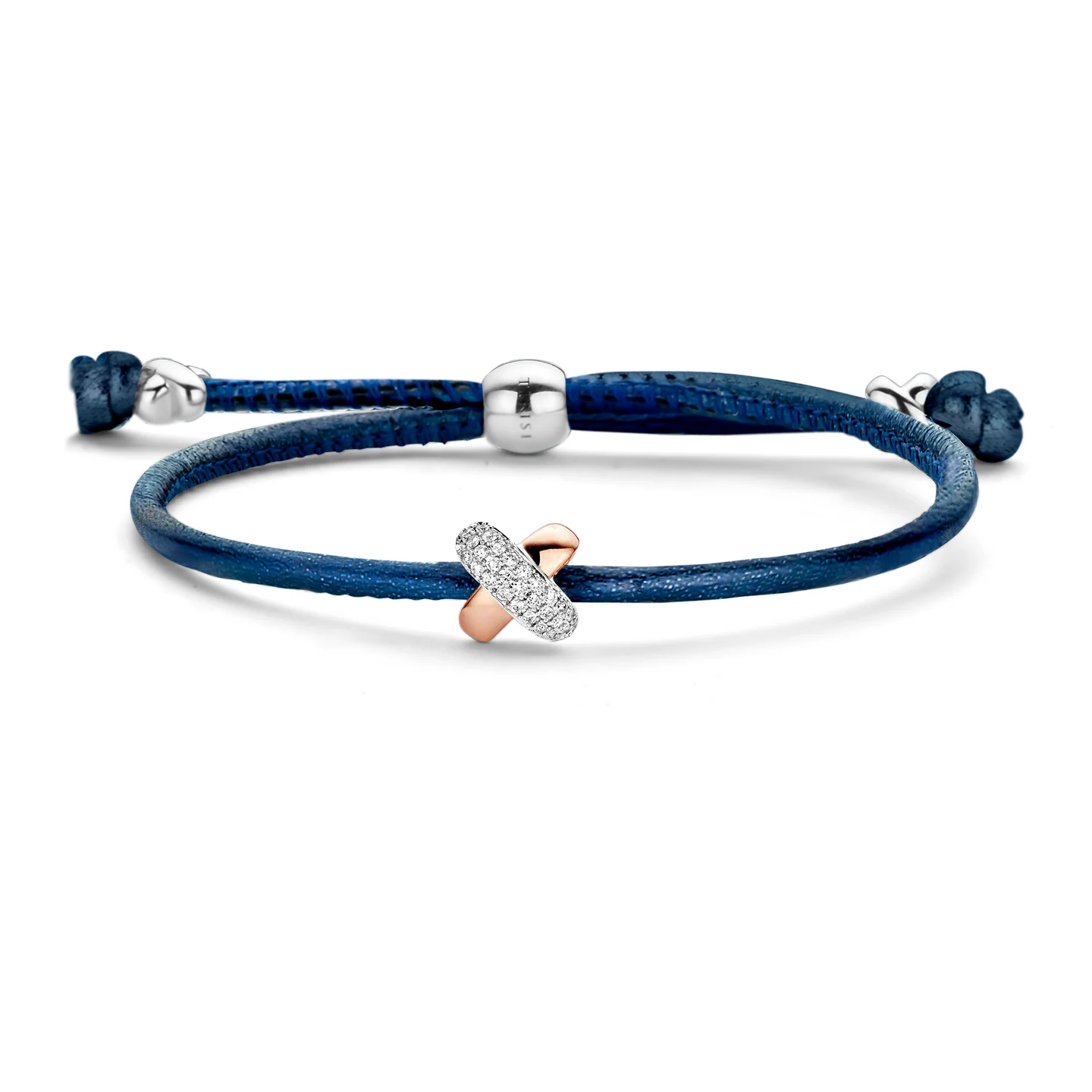 Kisses Sliding Bracelet with Diamond Pavé - Image 24