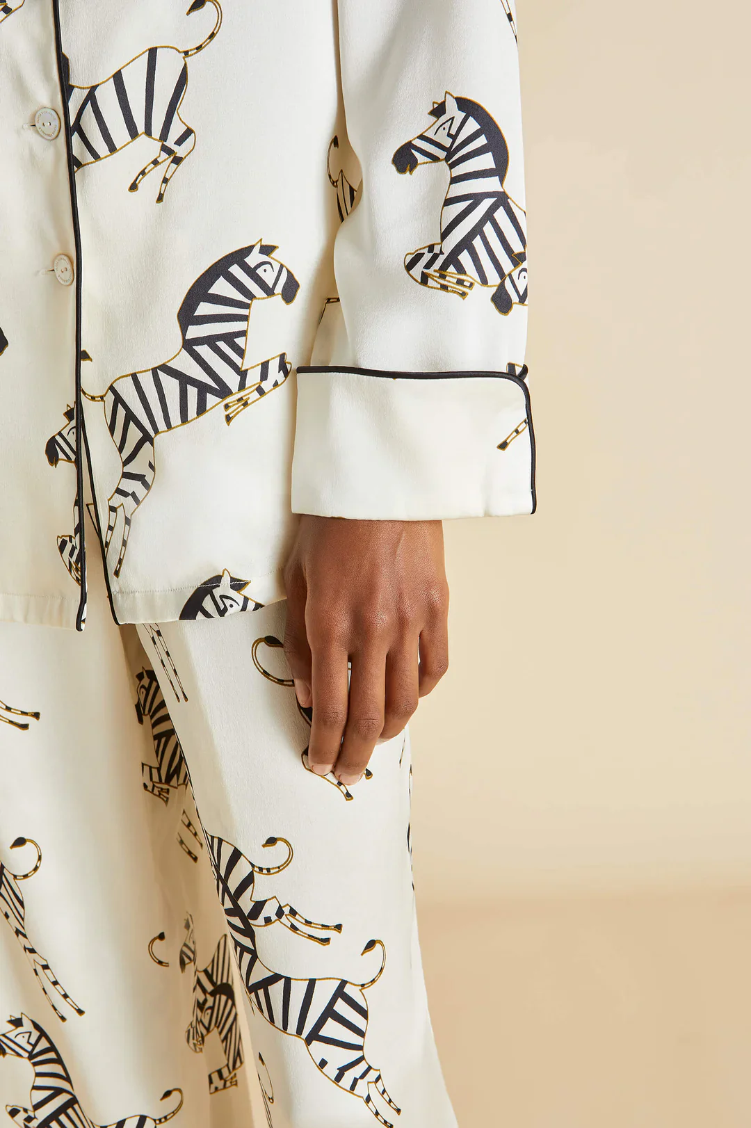 Lila Zebedee Ivory Pyjama Set - Image 3