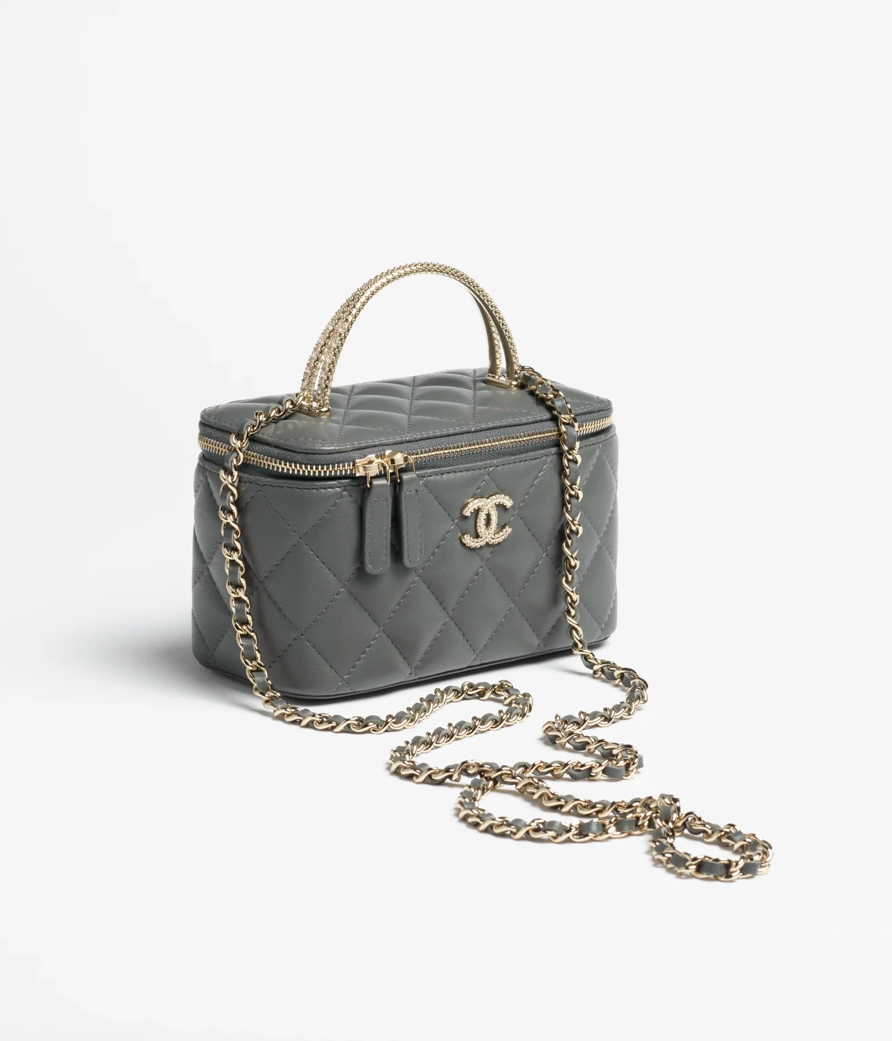 Long Vanity With chain