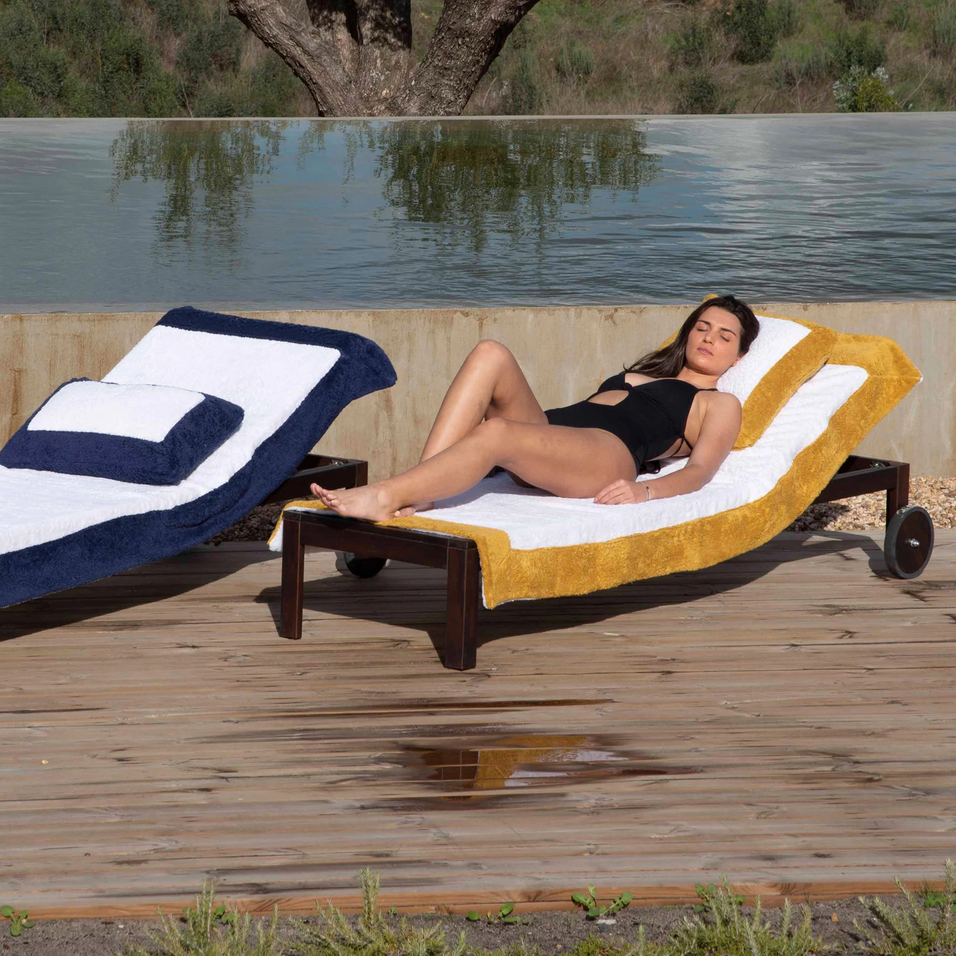 Lux Pillow - Image 3