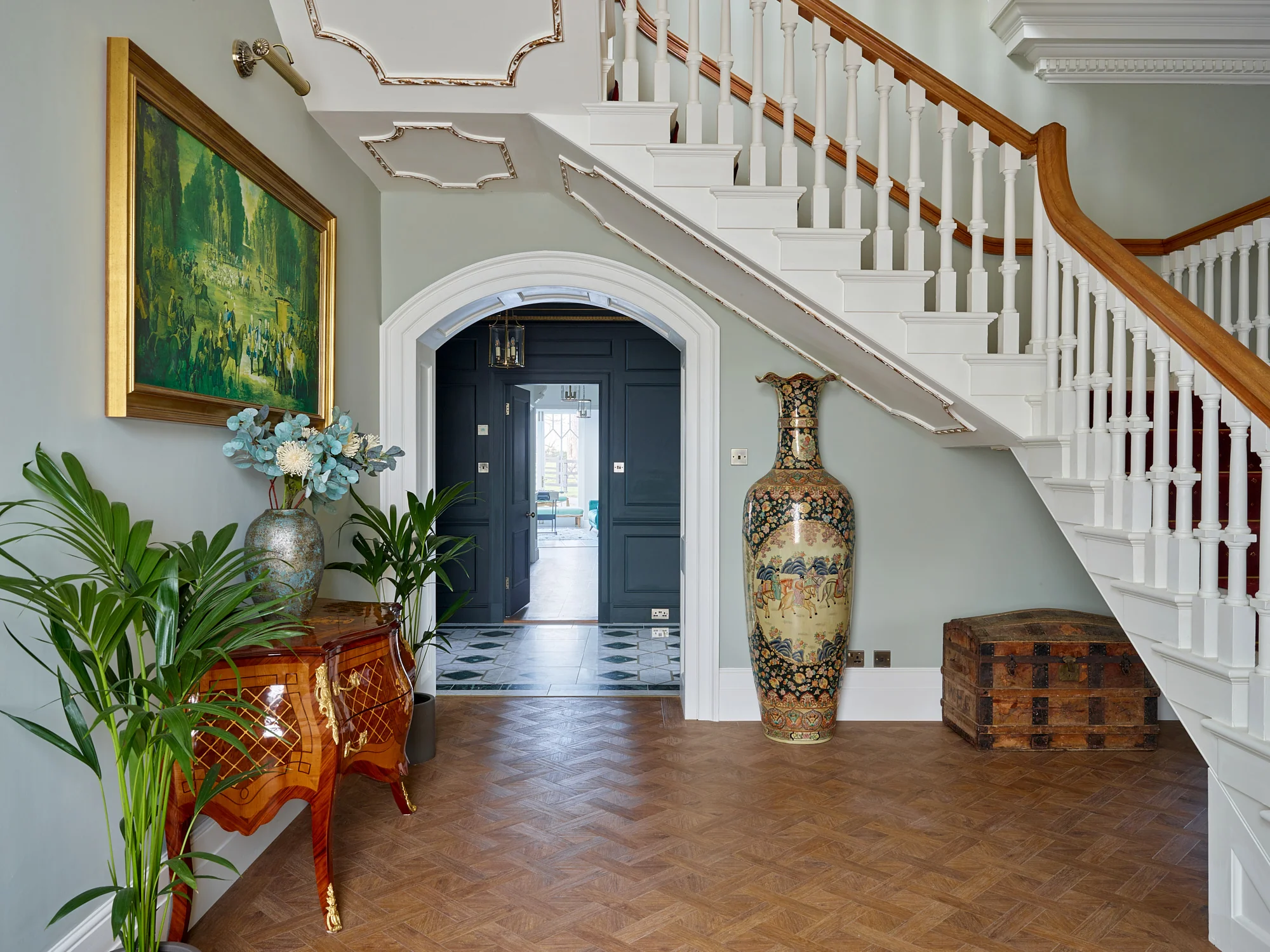 Luxury Georgian Mansion in Essex - Image 11