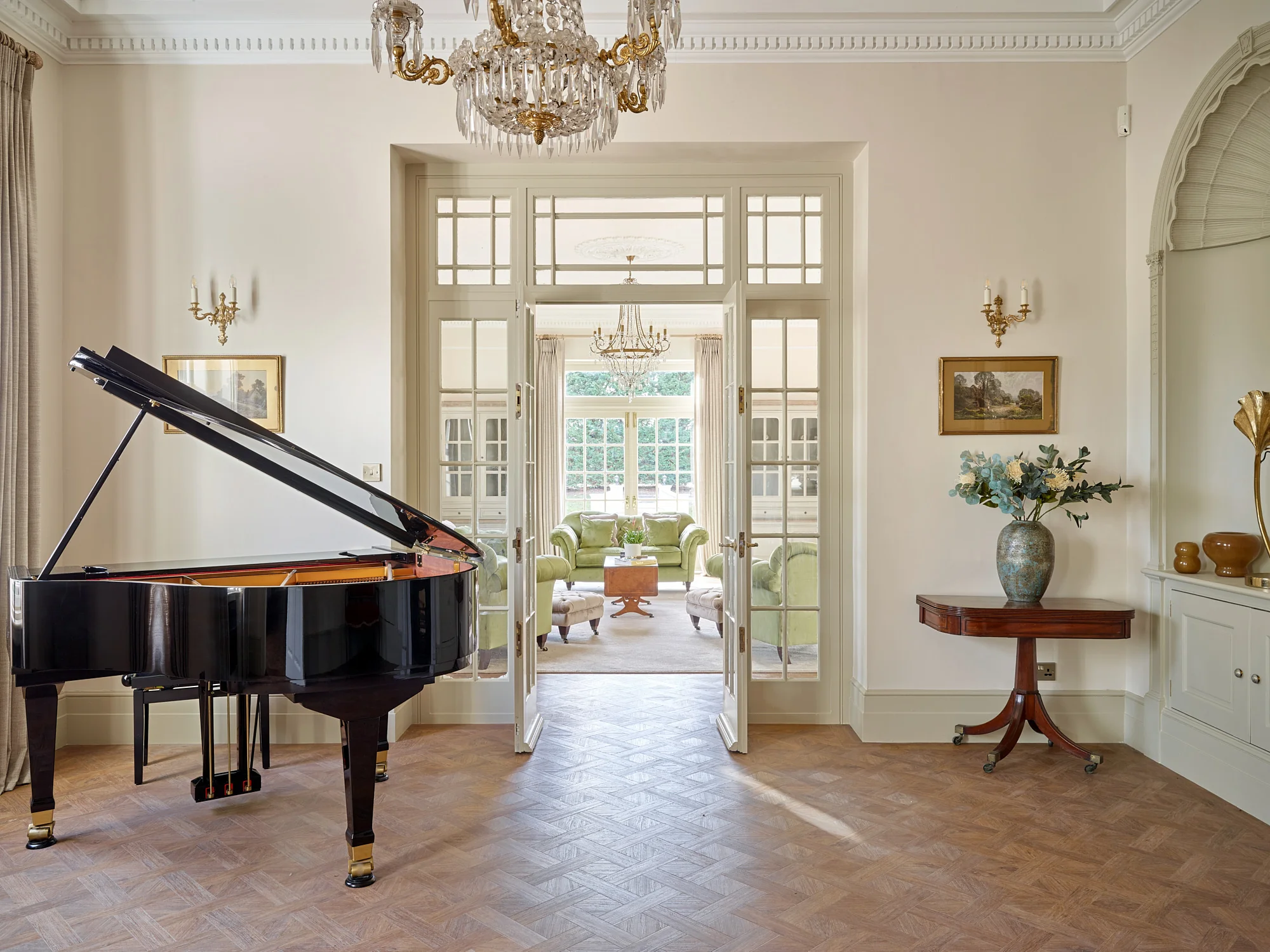 Luxury Georgian Mansion in Essex - Image 14