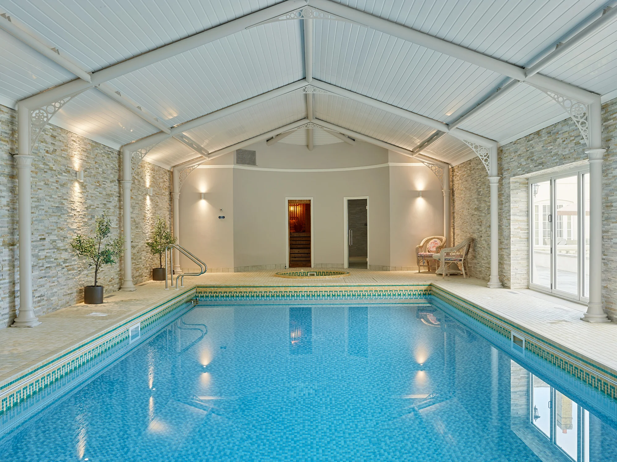 Luxury Georgian Mansion in Essex - Image 22