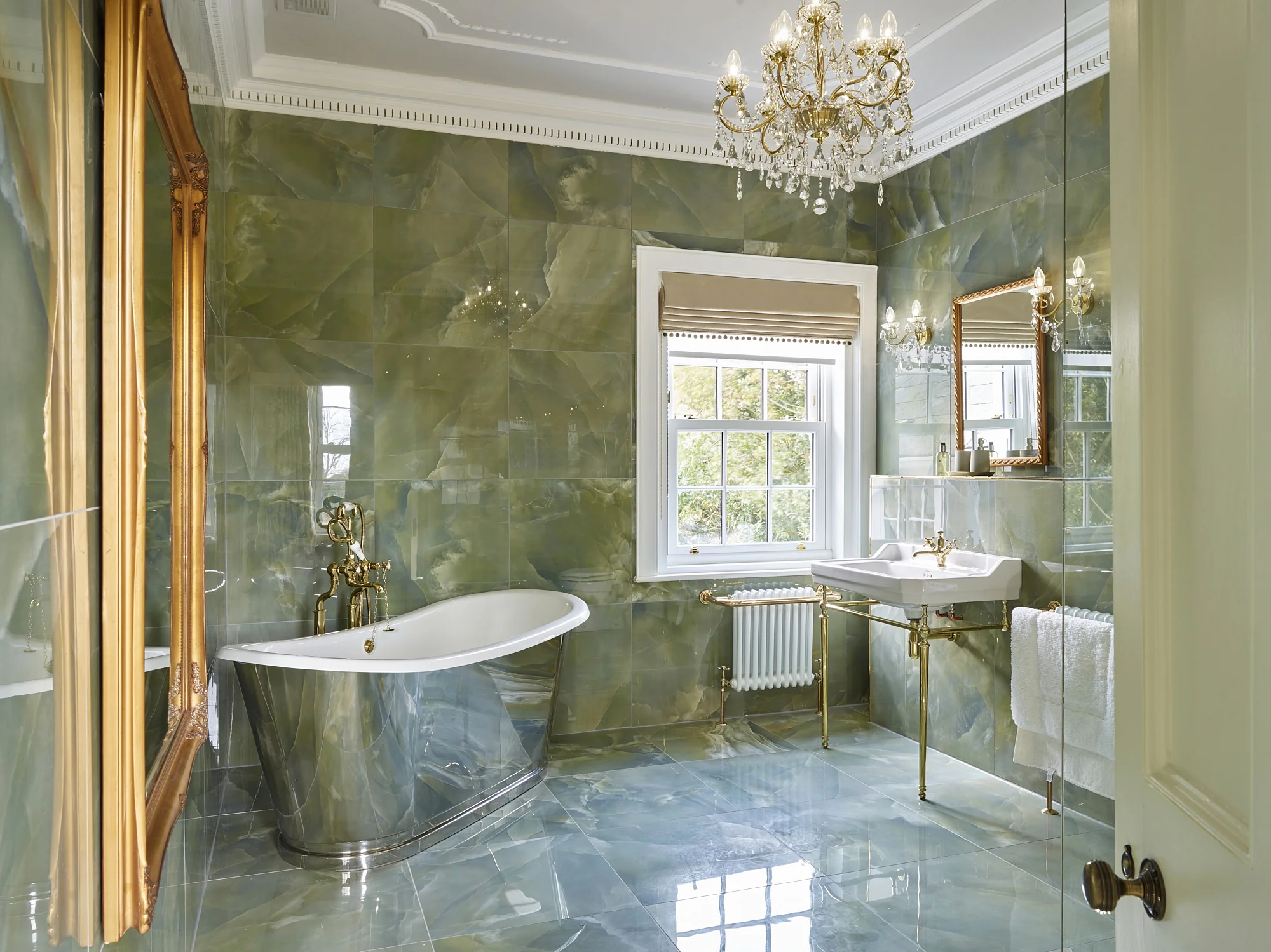 Luxury Georgian Mansion in Essex - Image 25
