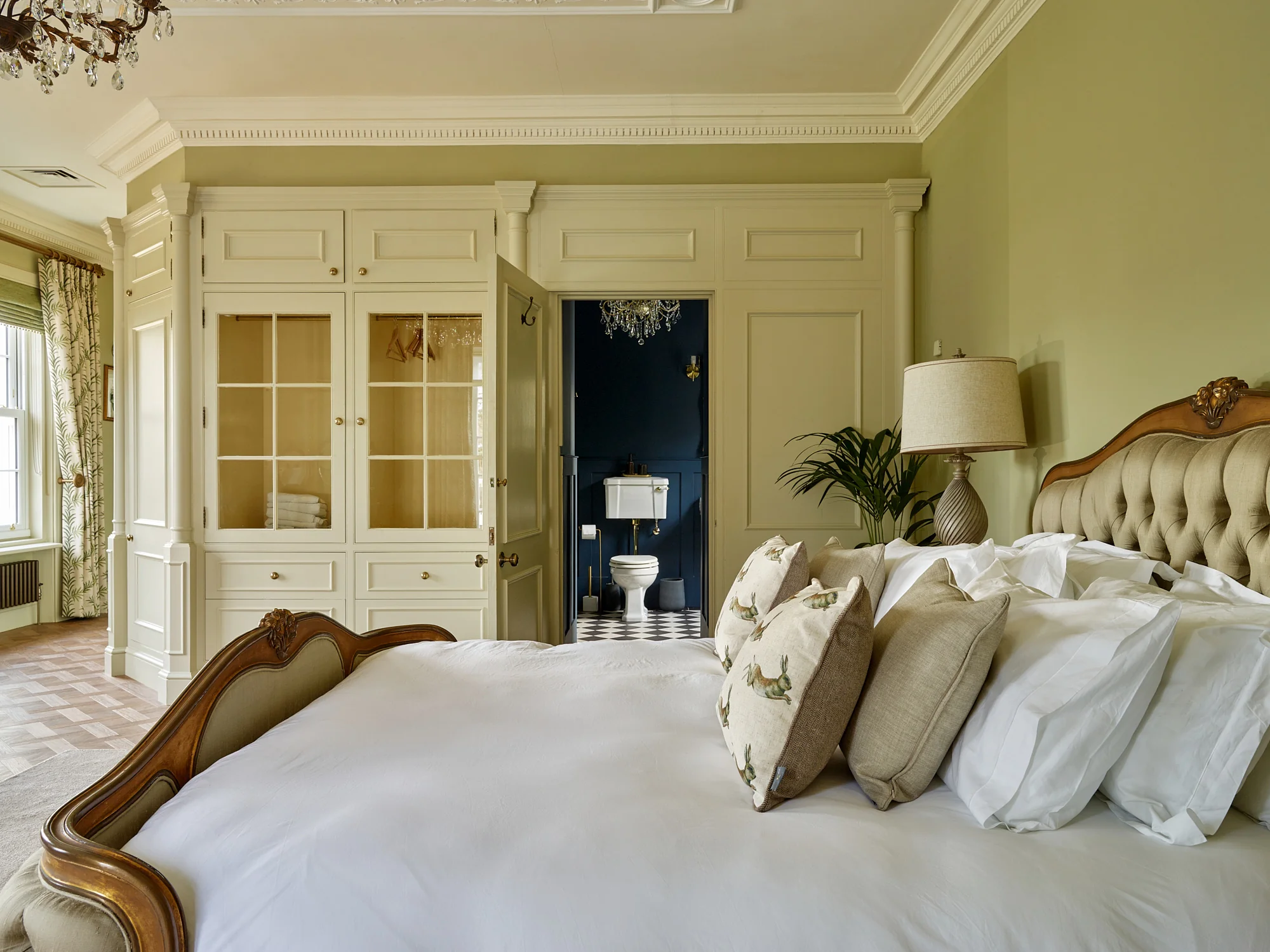 Luxury Georgian Mansion in Essex - Image 28