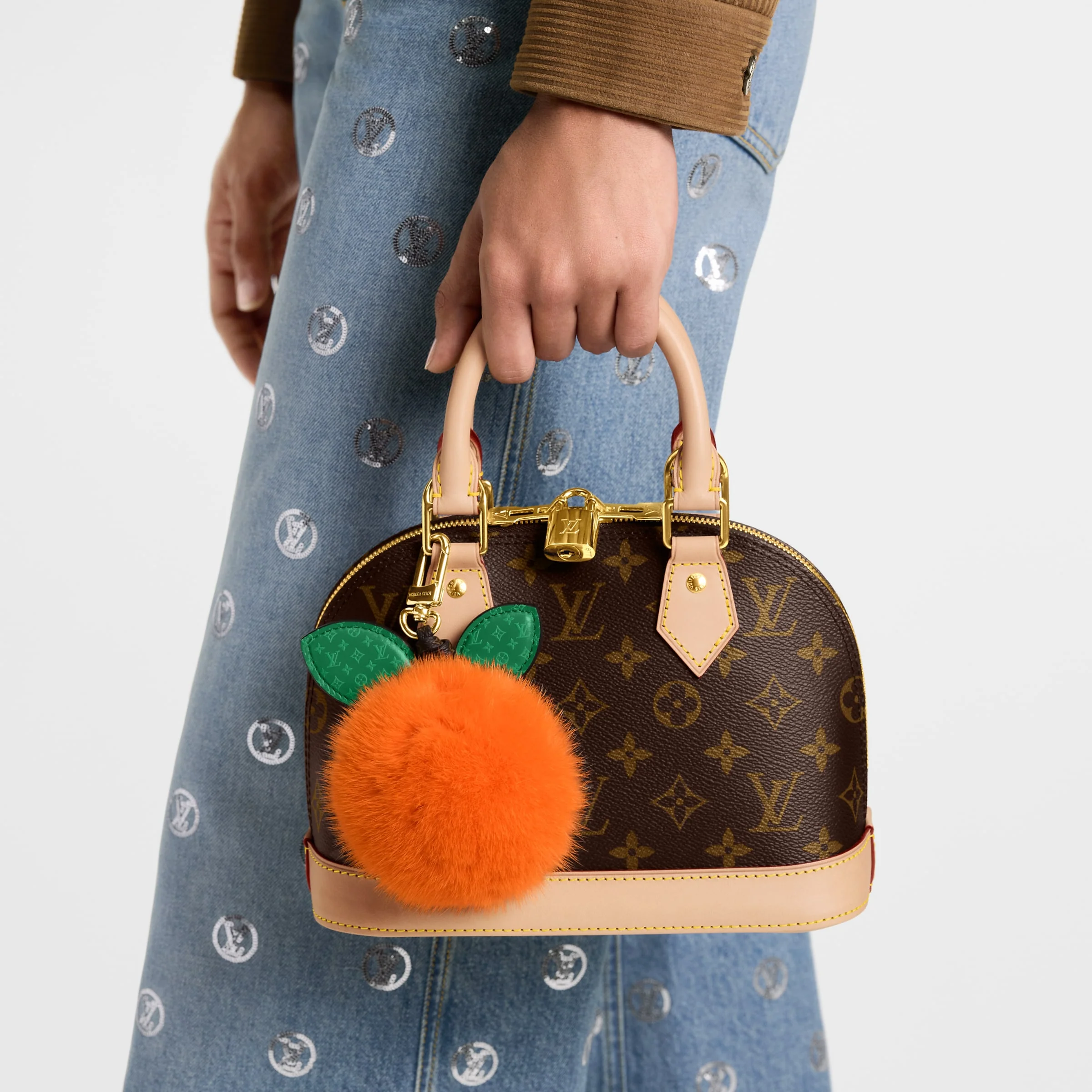 LV Clementine Pouch - Image 2