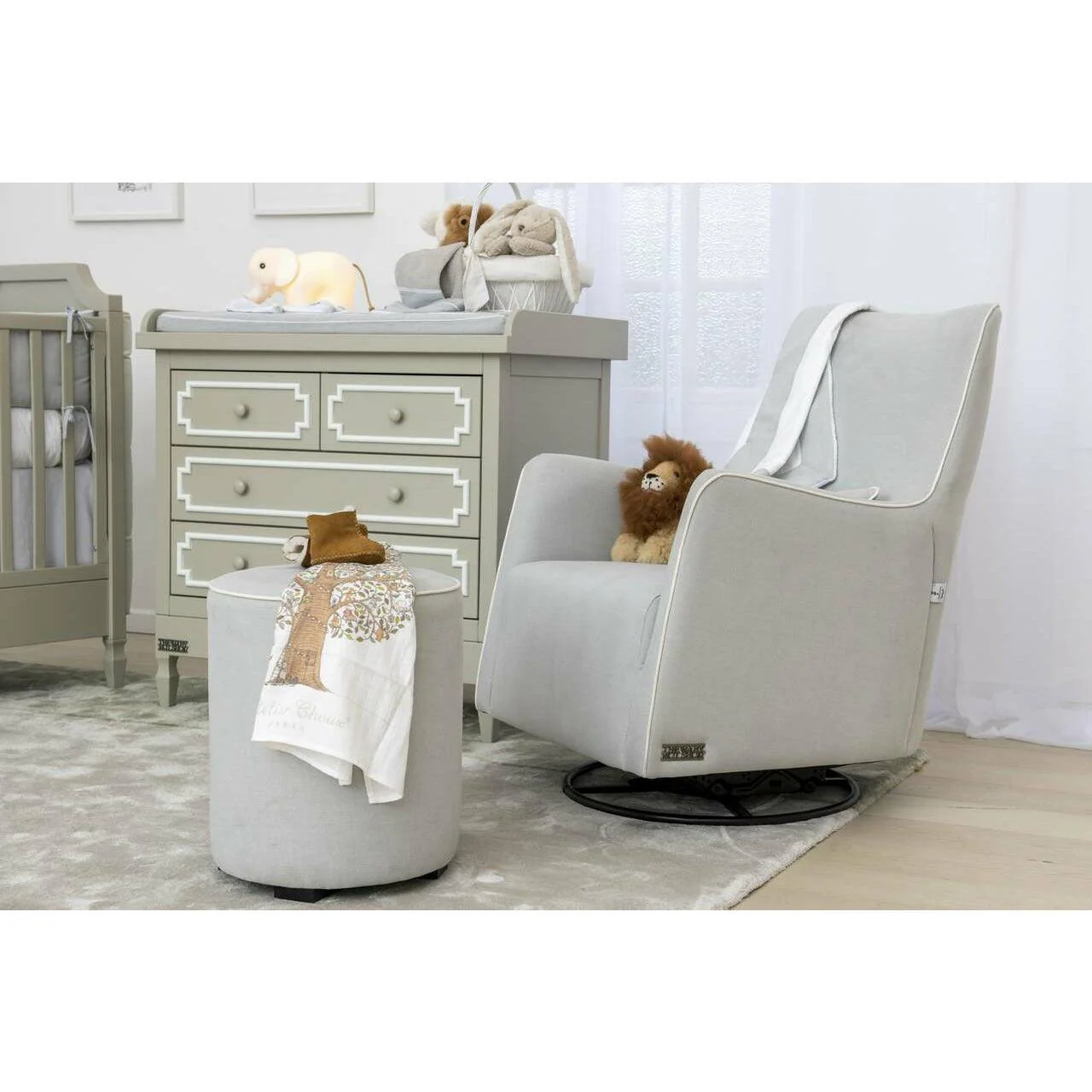 Madison Nursery Glider - Image 3