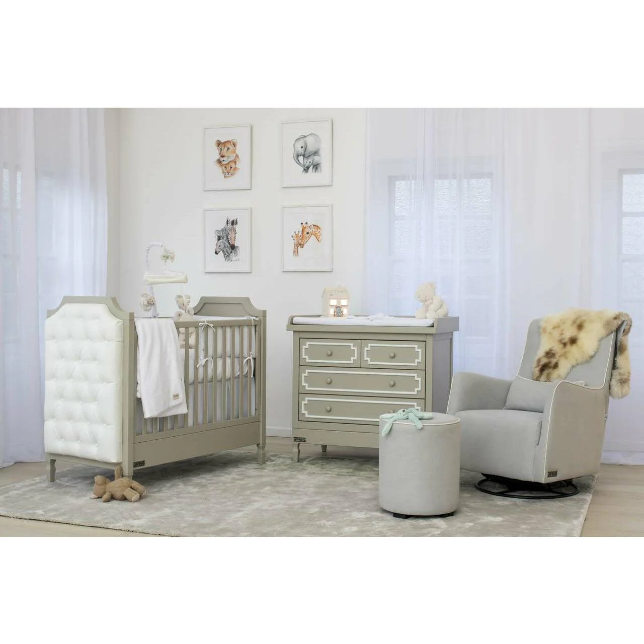 Madison Nursery Glider - Image 4