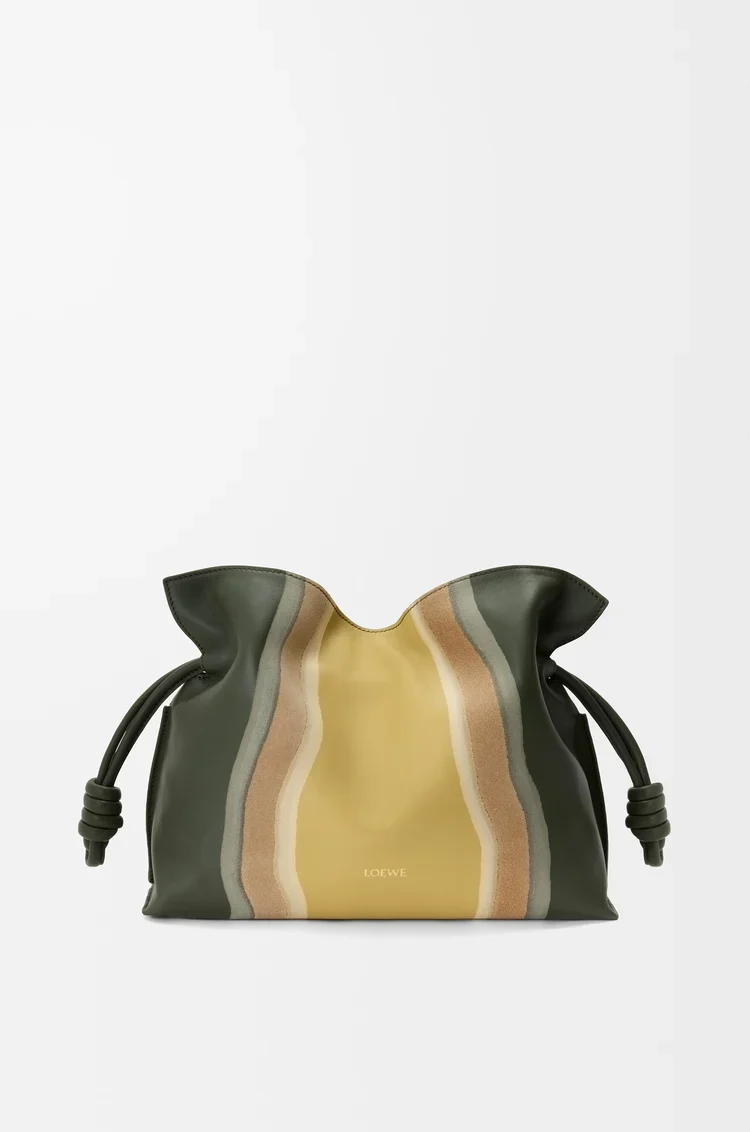 Medium Flamenco Clutch Landscape In Nappa Calfskin - Image 4