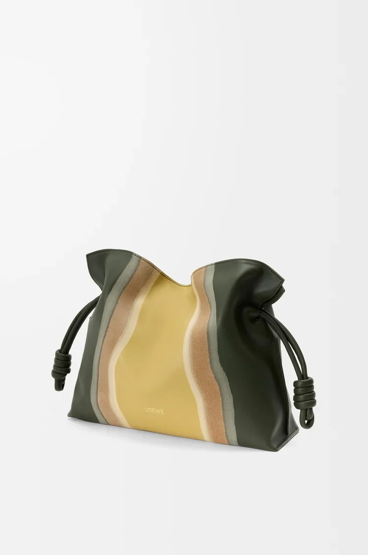 Medium Flamenco Clutch Landscape In Nappa Calfskin - Image 6