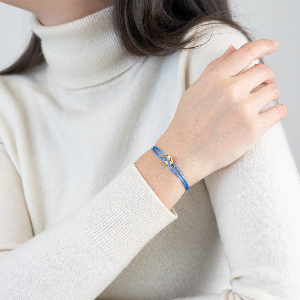 Mini Golden Soho Diamond Cord Bracelet - Image 44