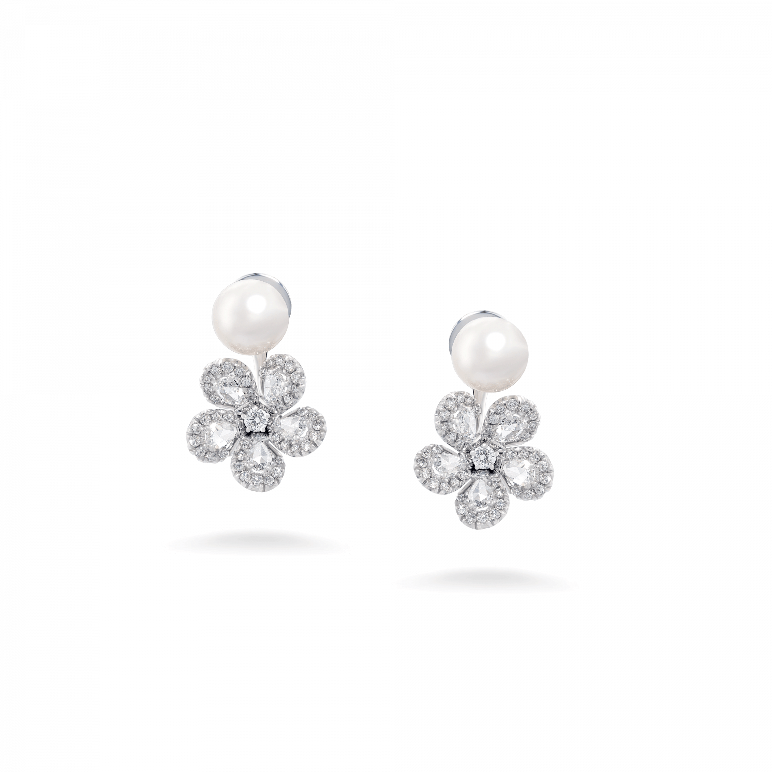 Miss Daisy Pearl Stud Earrings