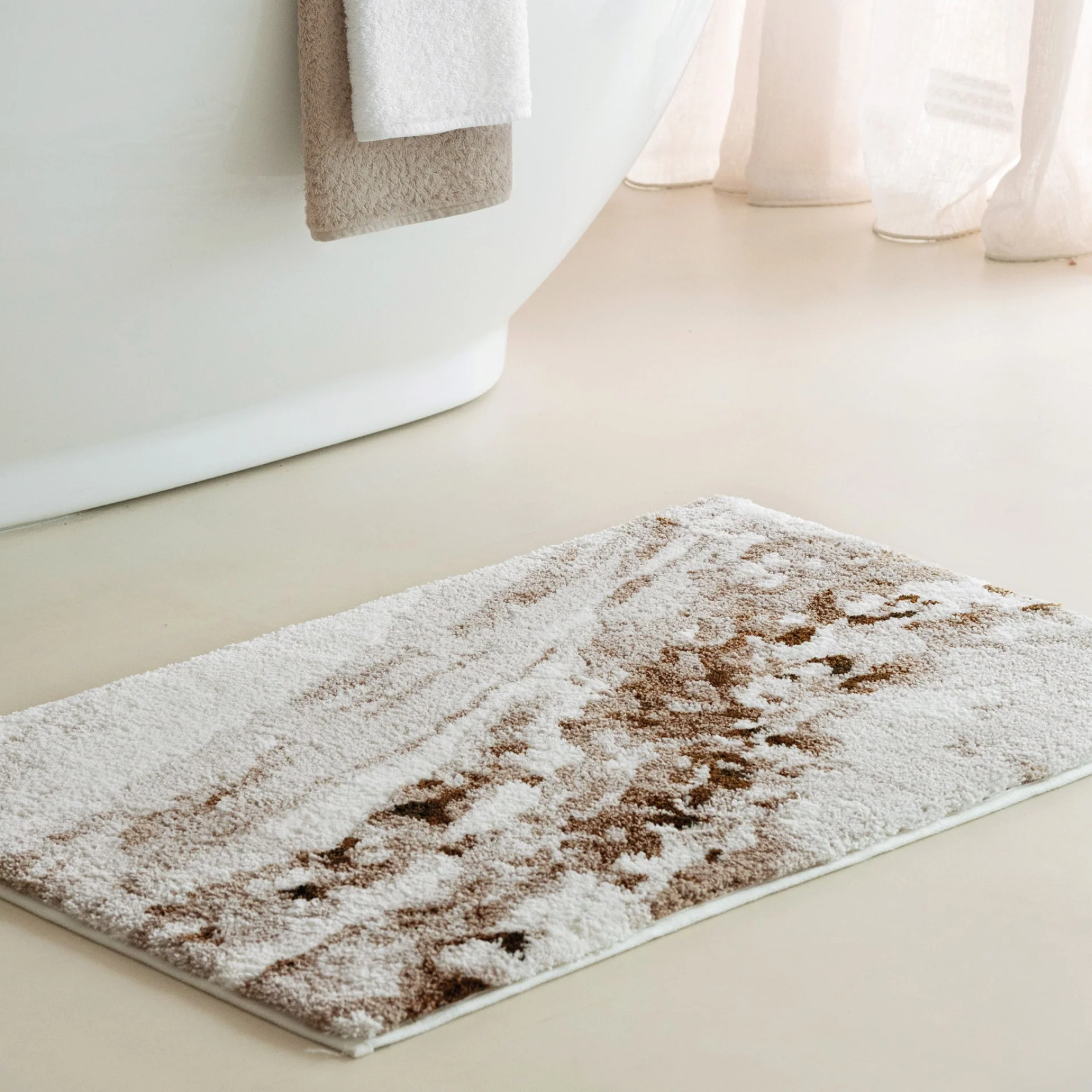 Nevada Bath Rug - Image 2