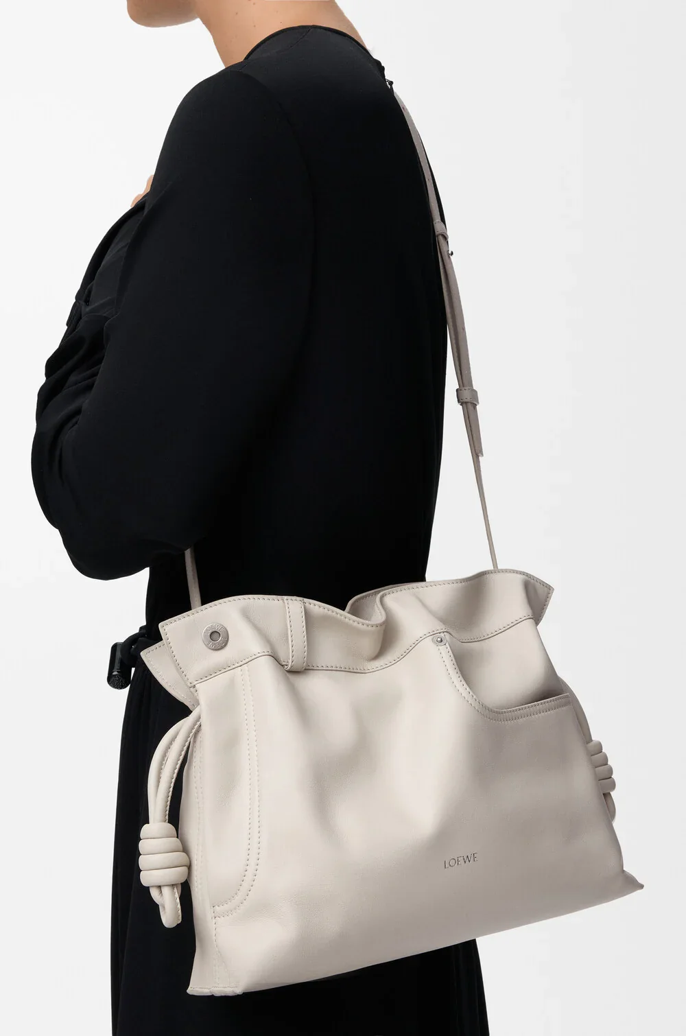 Panta Medium Flamenco Clutch In Shiny Calfskin - Image 12