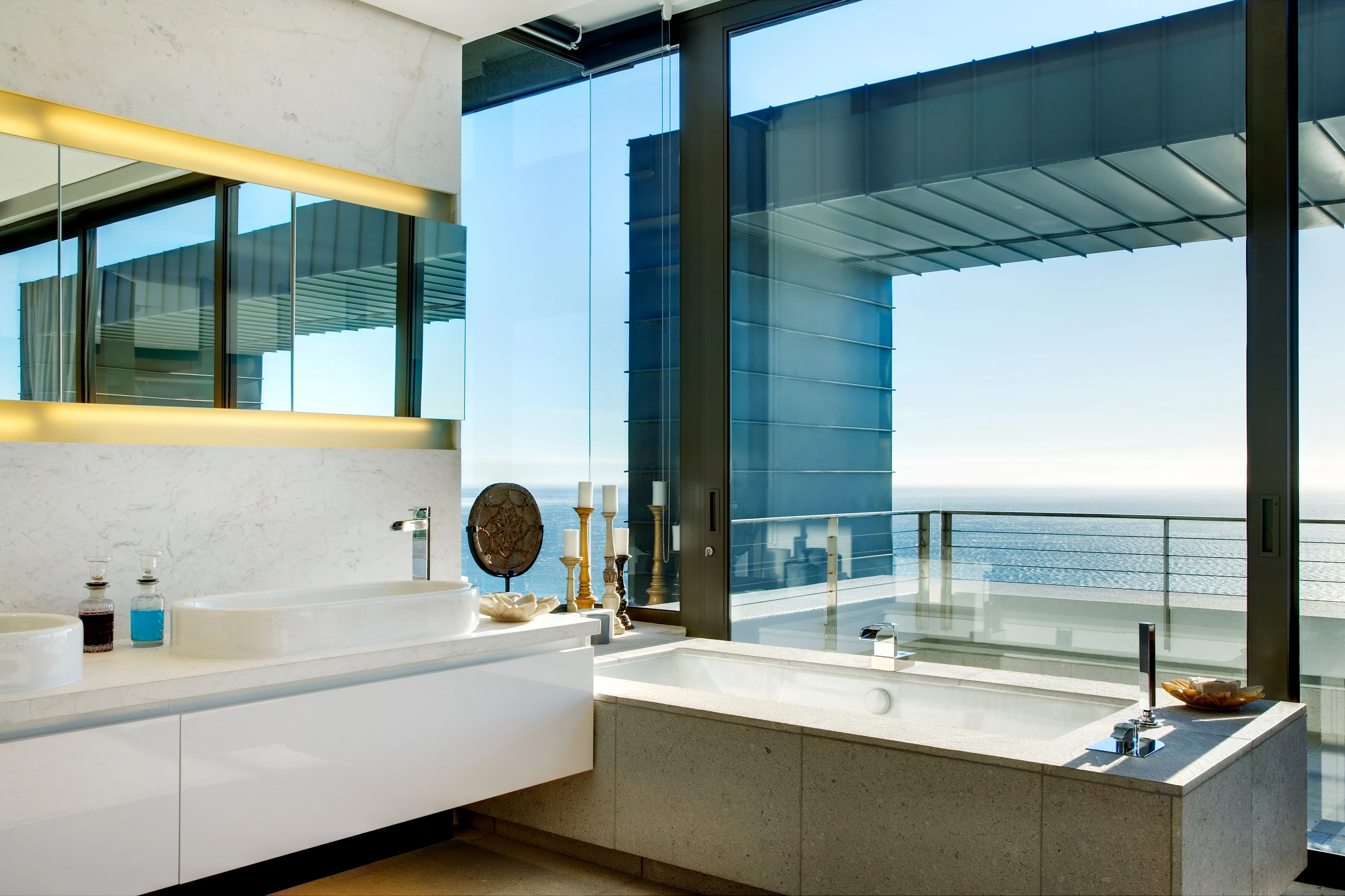Pentagon - Clifton, Cape Town - Image 7