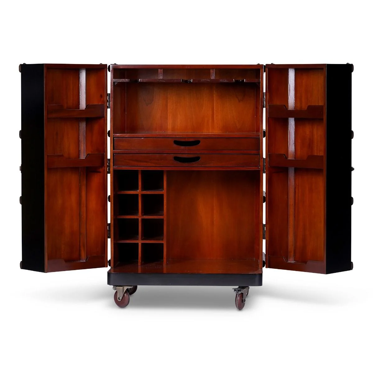 Polo Club Bar - Image 12
