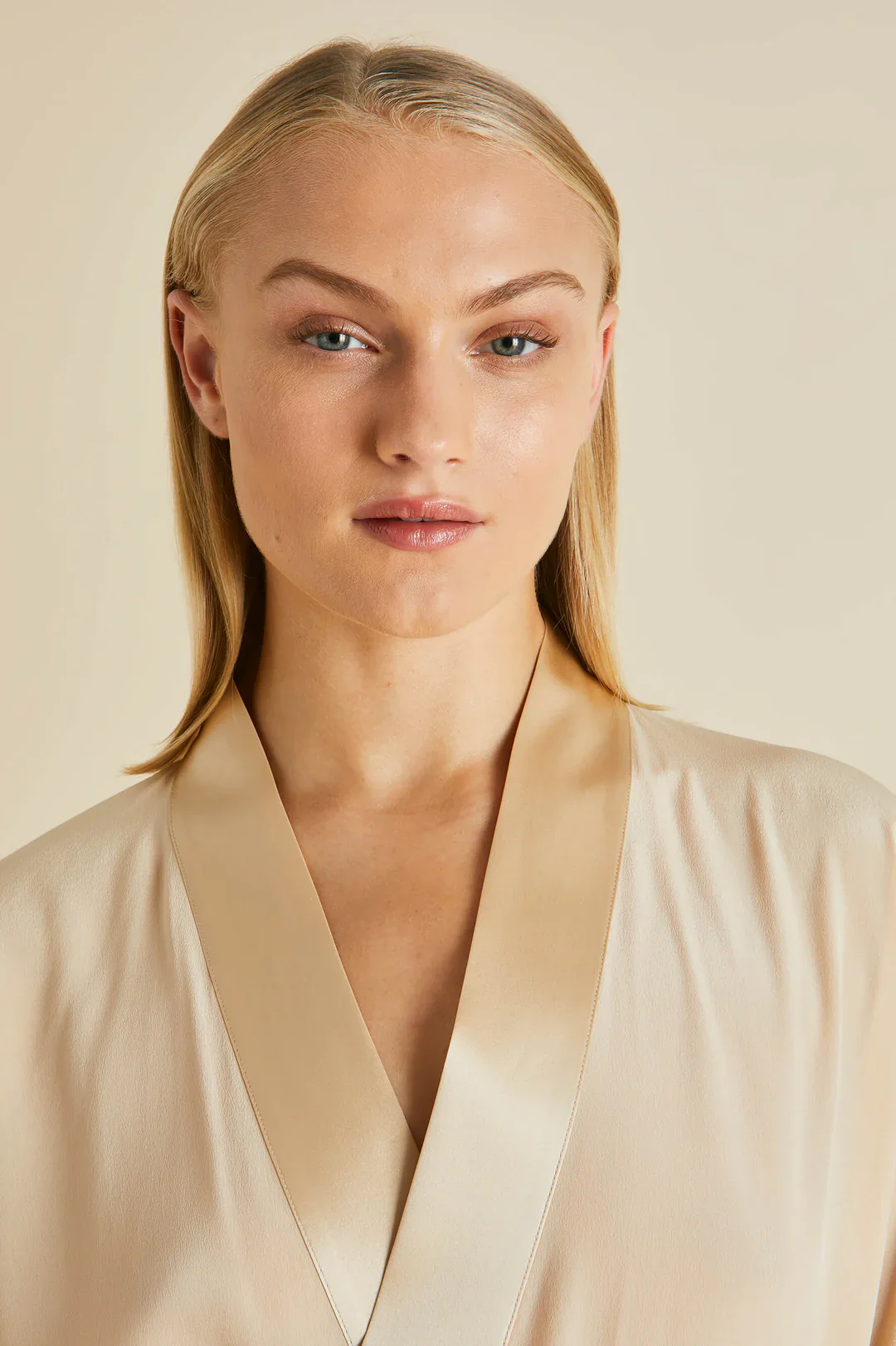 Queenie Caramel Robe - Image 2