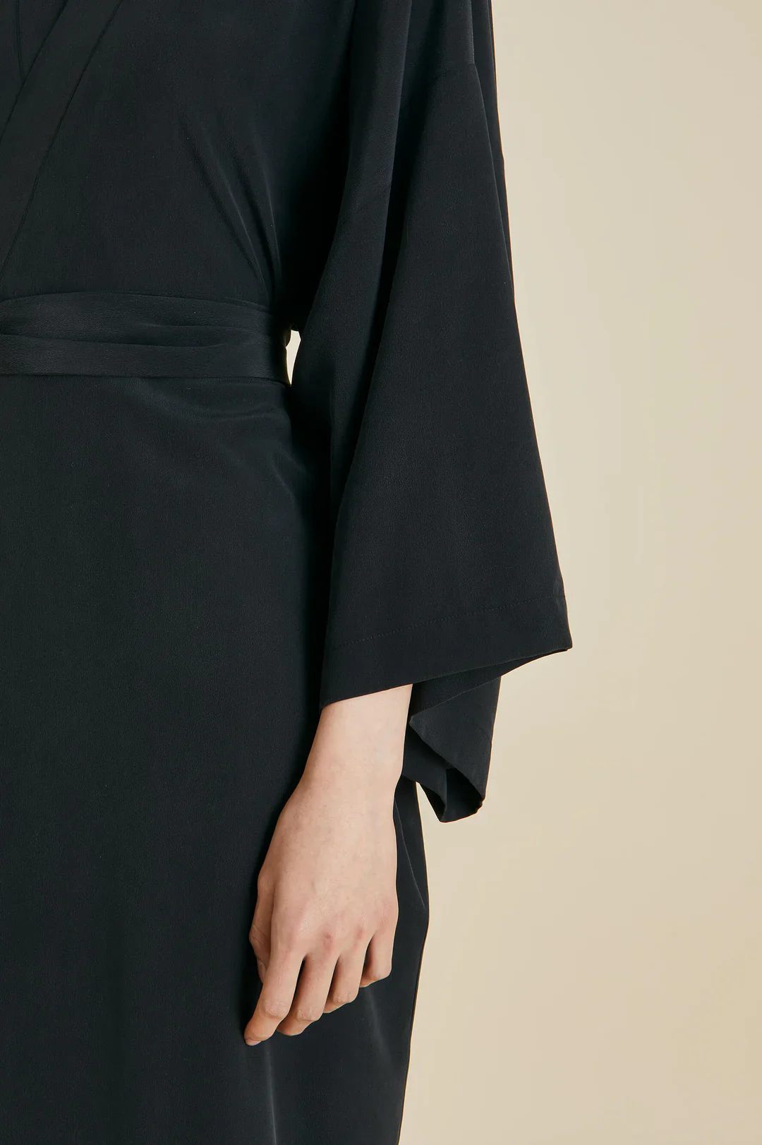 Queenie Caramel Robe - Image 8