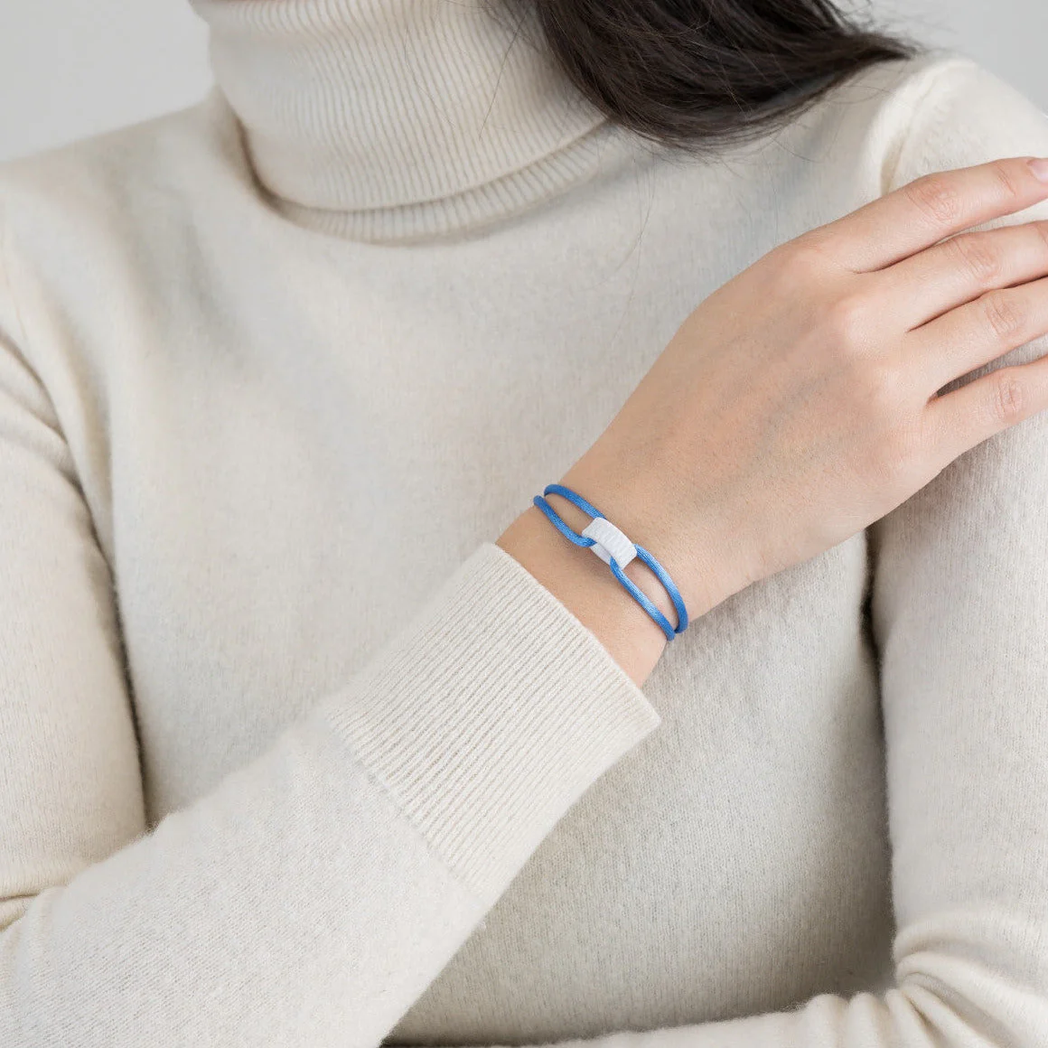 Snow Regent Cord Bracelet - Image 51