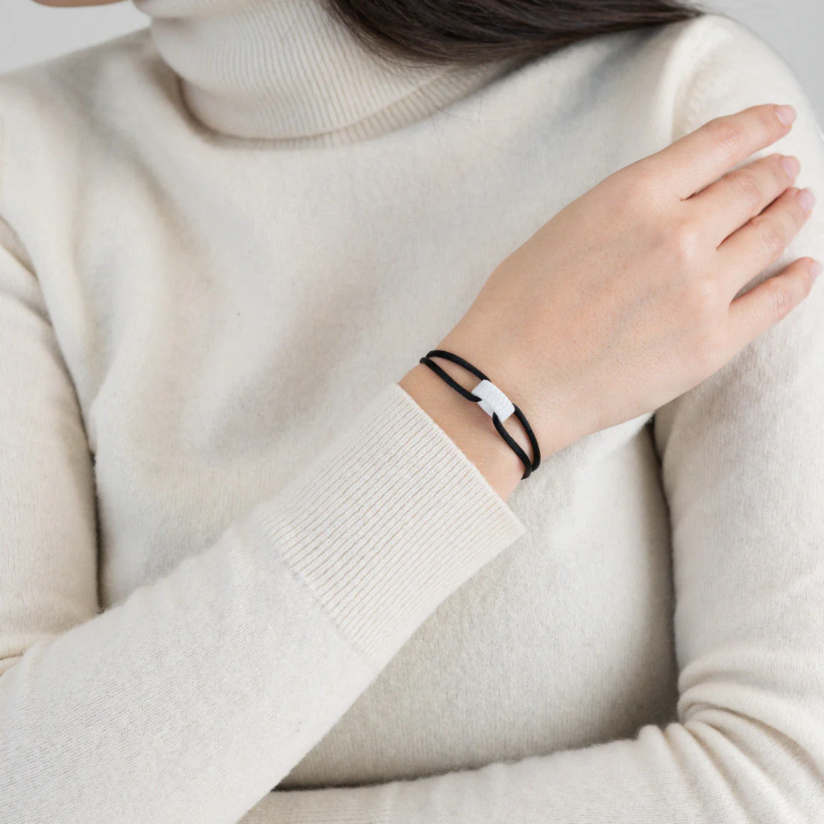 Snow Regent Cord Bracelet - Image 65