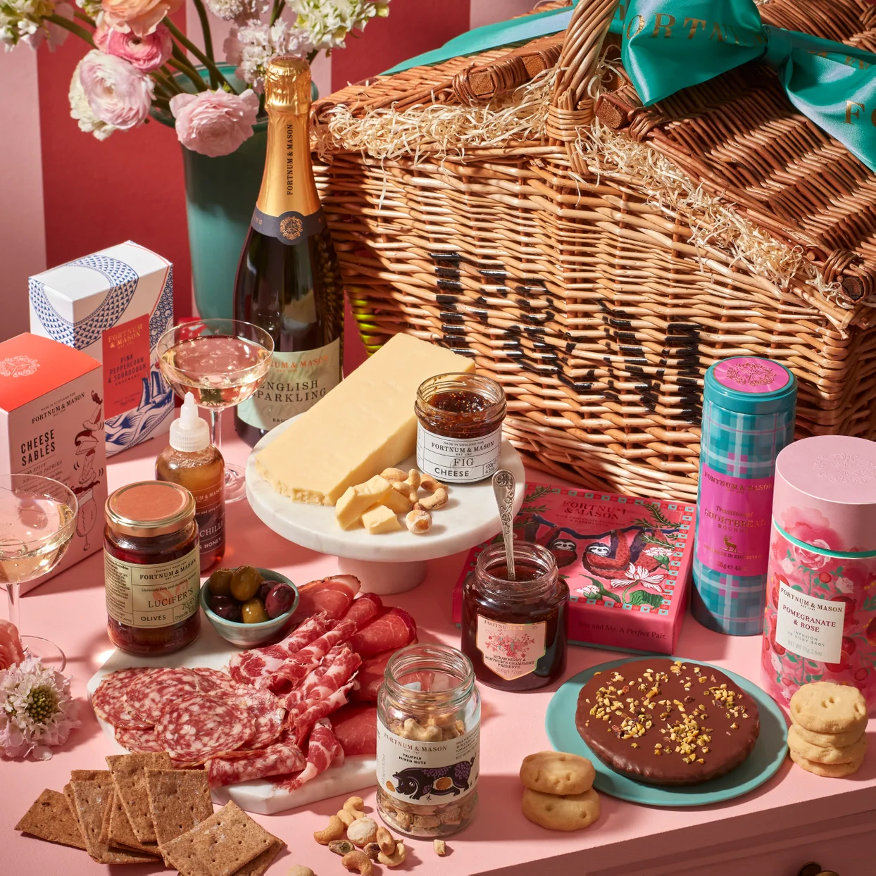 The Fortnum’s Valentine’s Hamper - Image 2