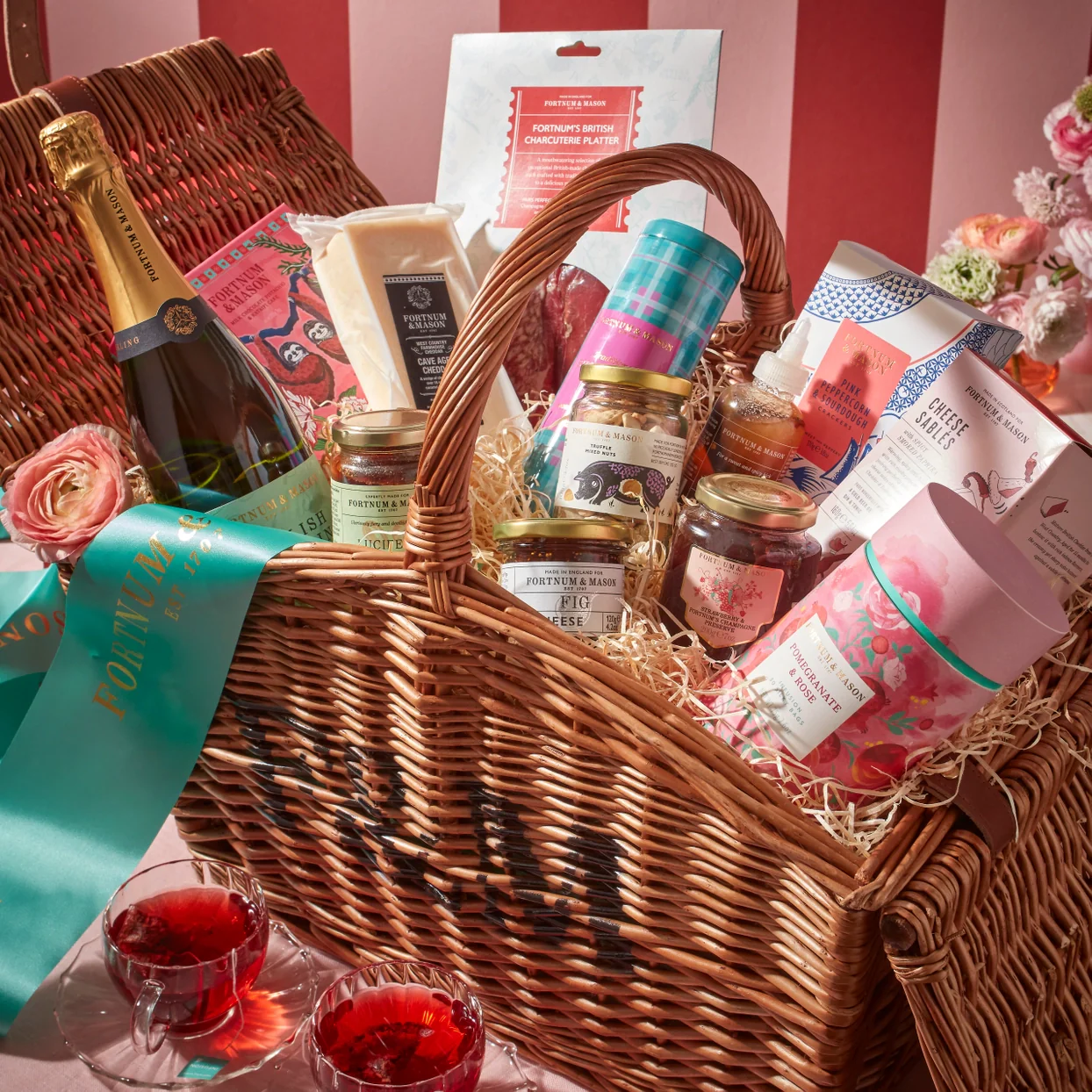 The Fortnum’s Valentine’s Hamper - Image 3