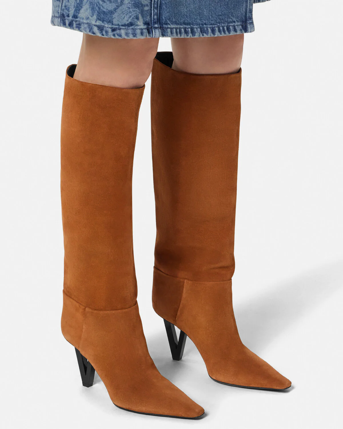 V2025 Suede Boots 85 mm - Image 2