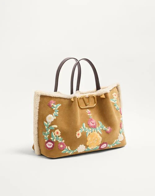 Valentino Garavani Medium Shopping Bag In Embroidered Suede With Sheepskin Lining - Image 4