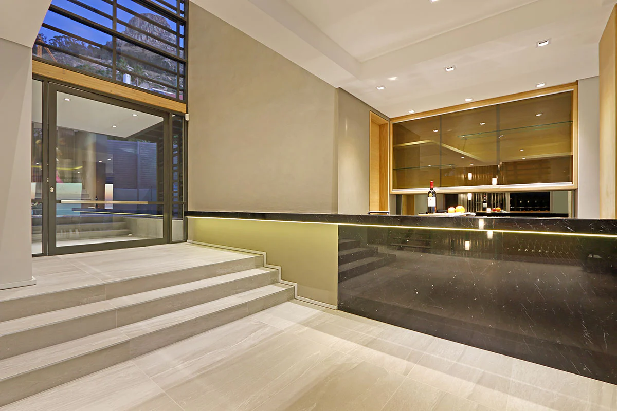 Villa Quartz Bantry Bay - Image 10