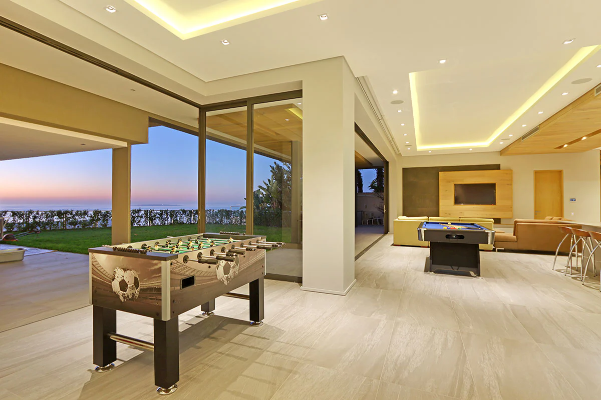 Villa Quartz Bantry Bay - Image 17