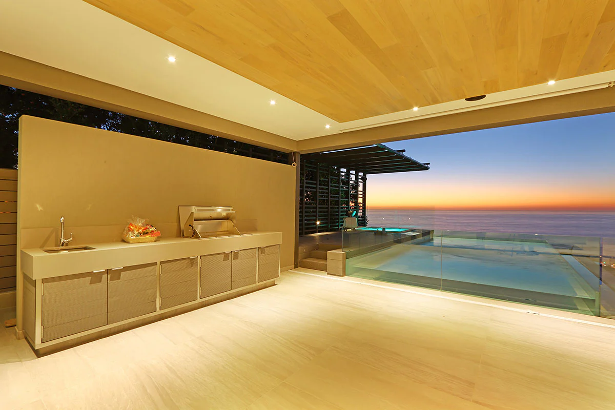 Villa Quartz Bantry Bay - Image 27