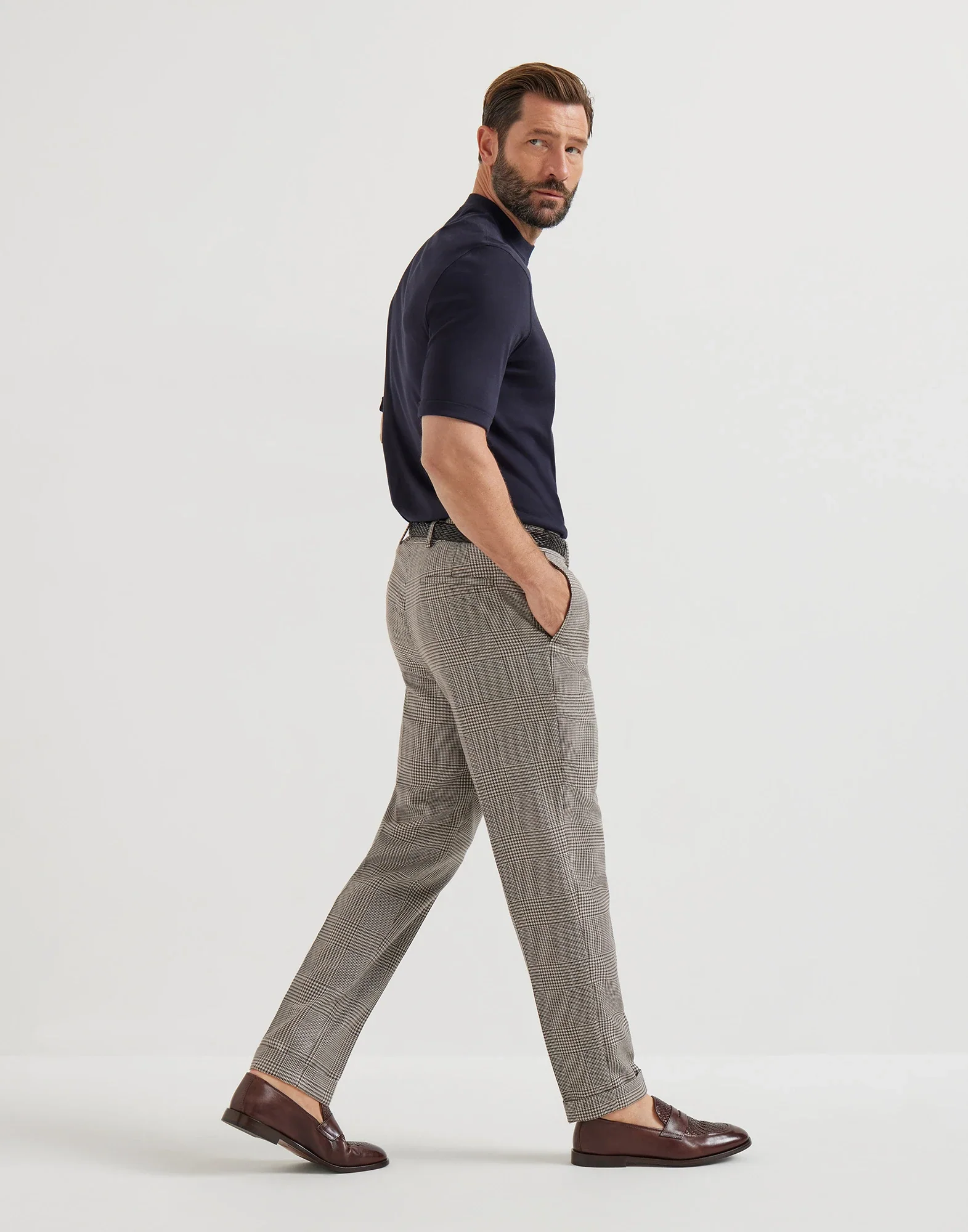 Virgin Wool, Silk And Linen Prince Of Wales Trousers With Pleat - Image 3