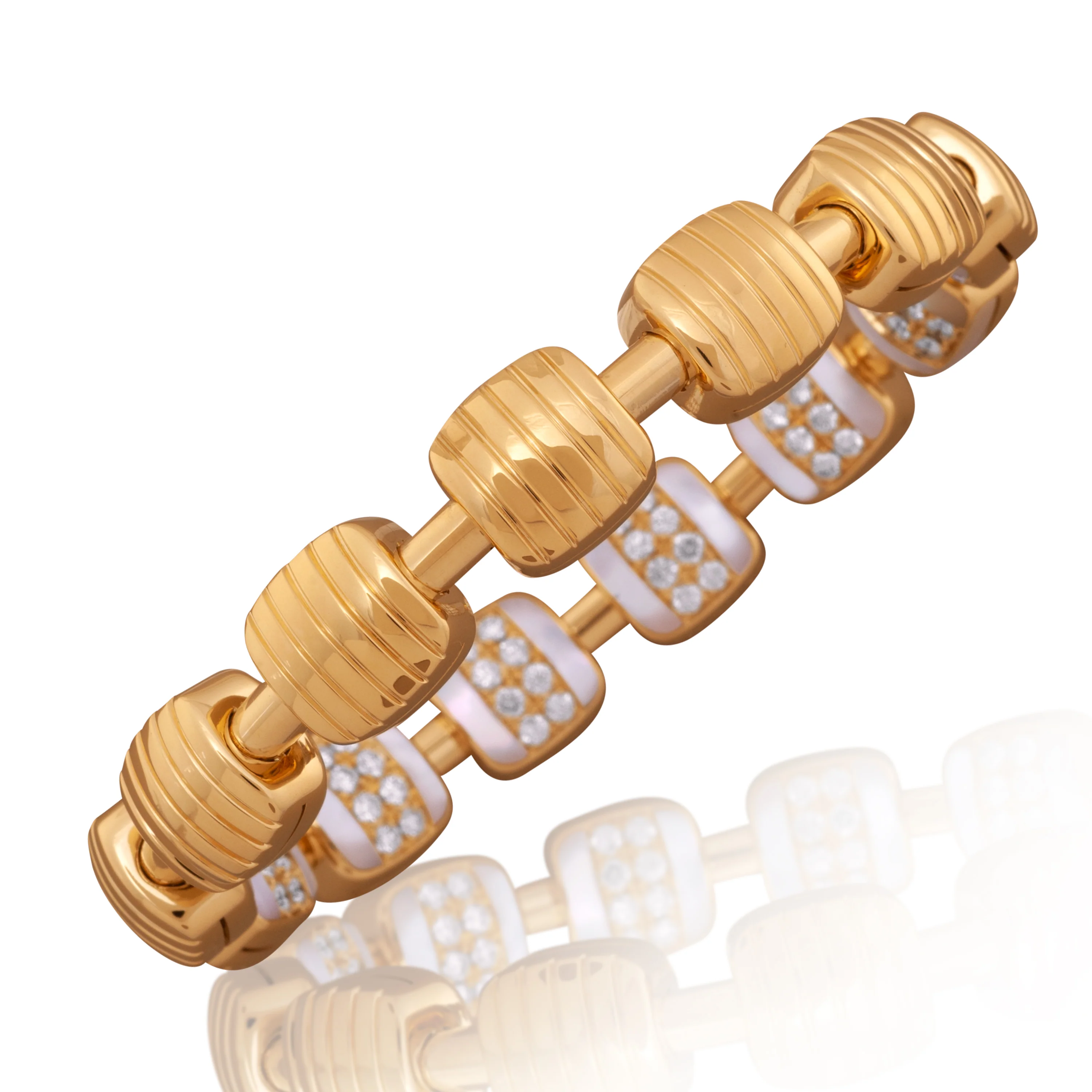 Xpandable™ Reversible diamond and mother-of-pearl bracelet - Image 3